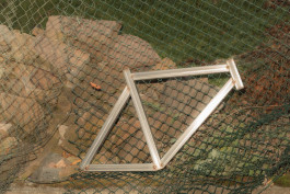 I A W – steel sculpture by Marcel Hiller, photograph by Neven Allgeier Marcel Hiller