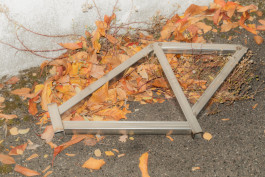 I A W – steel sculpture by Marcel Hiller, photograph by Neven Allgeier Marcel Hiller