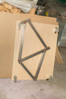 I A W – steel sculpture by Marcel Hiller, photograph by Neven Allgeier Marcel Hiller