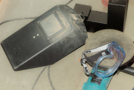 I A W – steel sculpture by Marcel Hiller, photograph by Neven Allgeier Marcel Hiller